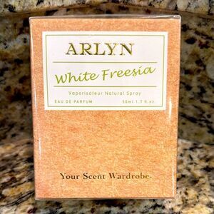 White Freesia natural spray